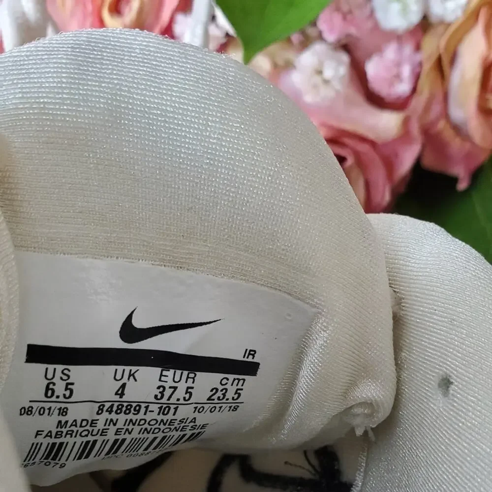 NIB Nike Air Max Plus Premium 